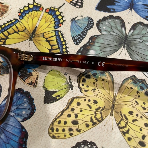 Burberry Tortoise Shell Glasses - Picture 4 of 4